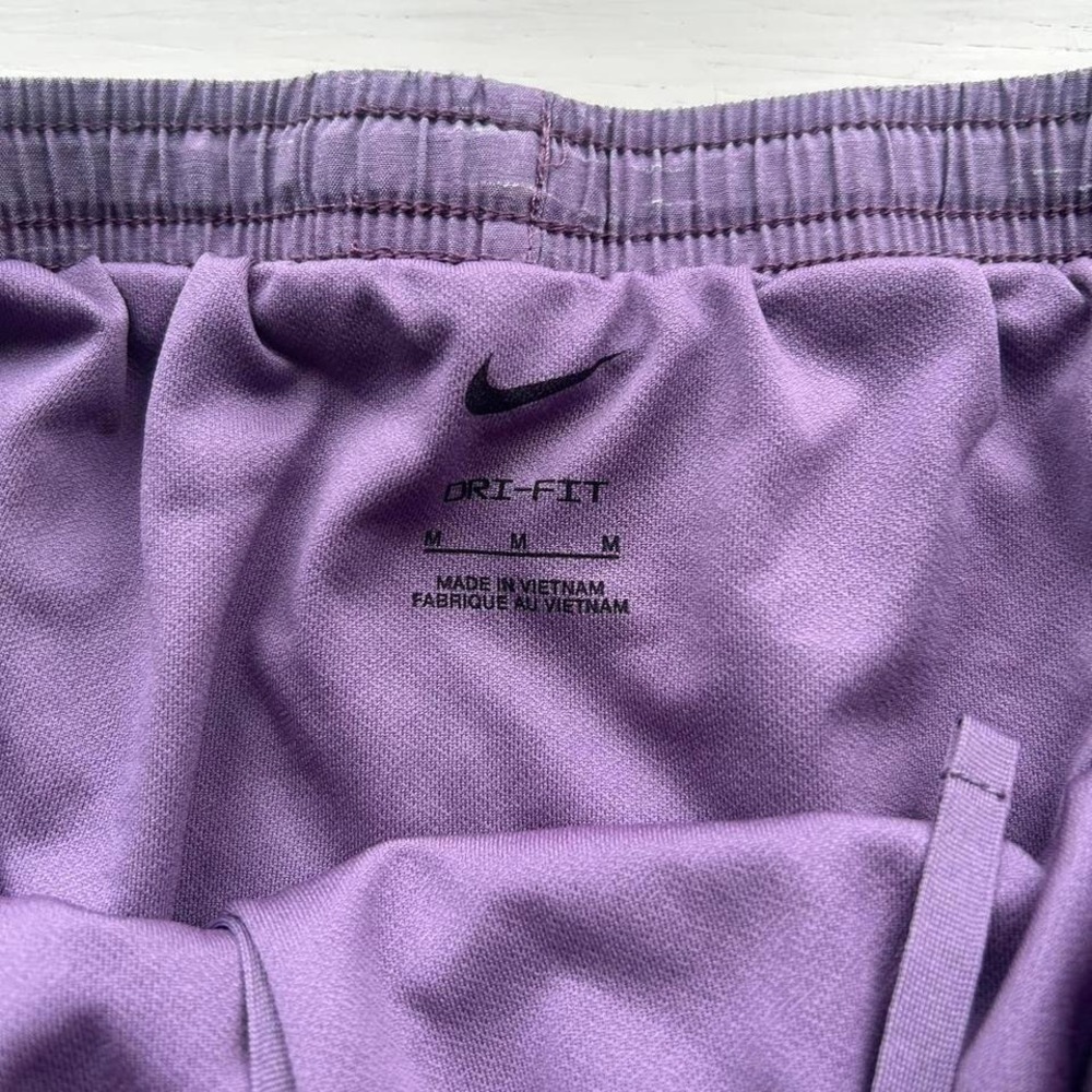 Nike purple Dri fit purple medium running shorts EUC - Picture 2 of 5